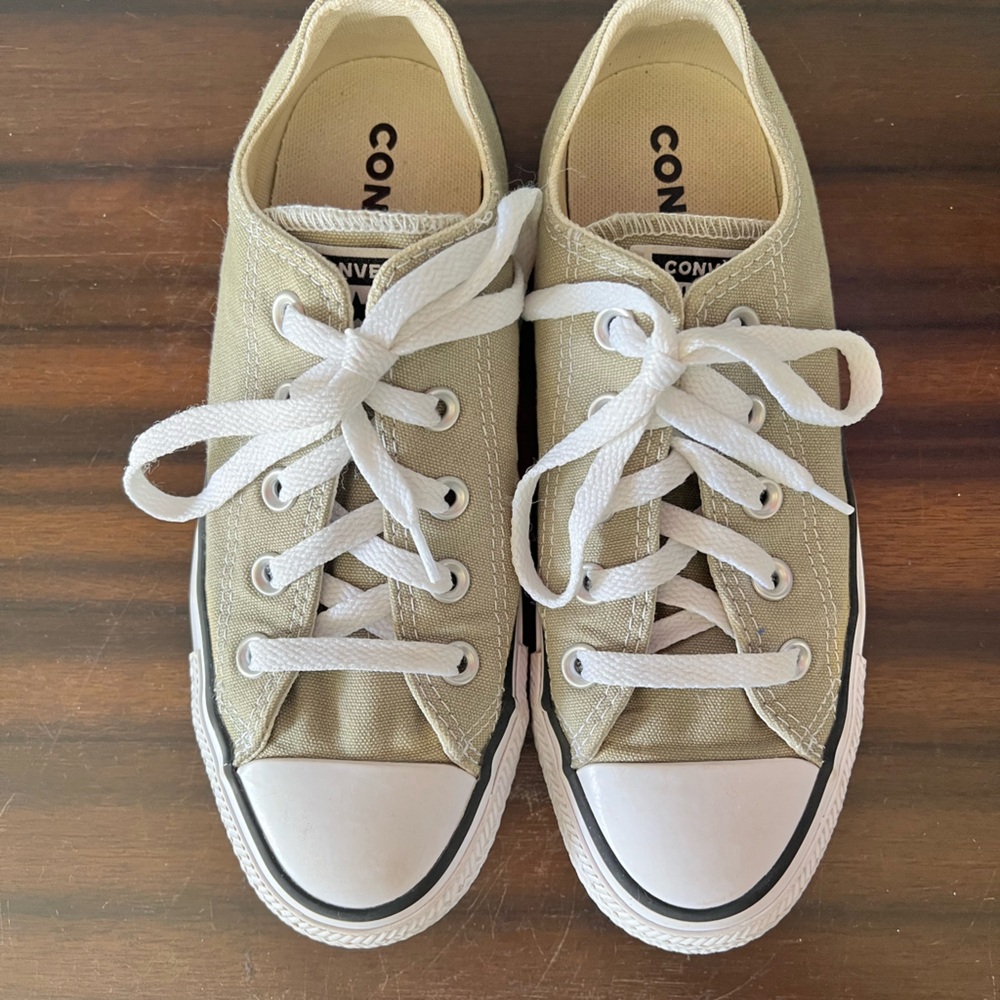 Converse Chuck 70 Low Khaki White Womens 6 Mens 4 Unisex Lifestyle Casual Shoes
